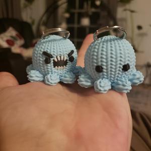 Octoplush - Amigurumi Baby Octopus Keychain