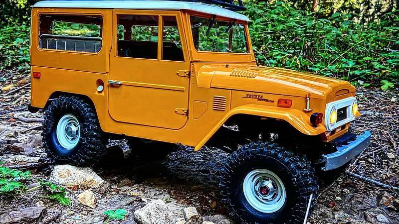 FMS Toyota FJ40 "No Masking" Stock Wheels