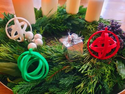 Fidget Christmas Ornament (print in place)