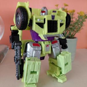 Replacement arms for CoolBecomeBrave undersized CW Longhaul