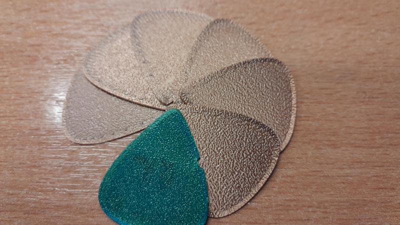 guitar pick 1-0.5mm