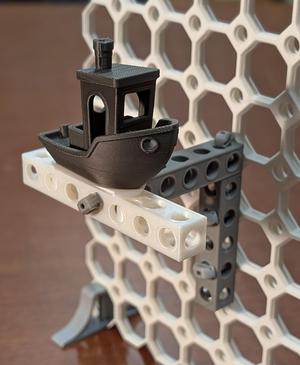 3DBenchy Mounted on STEMFIE Beam