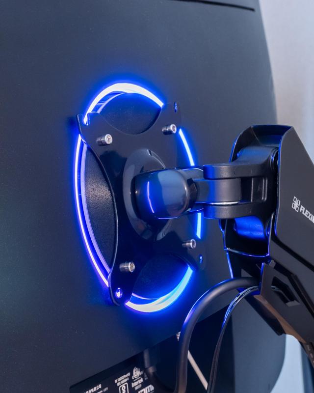 MSI Optix VESA Adaptor (MAG342CQR, MAG342CQRV, MAG301CR2, AG321CQRDE, MAG342CQRVDE)