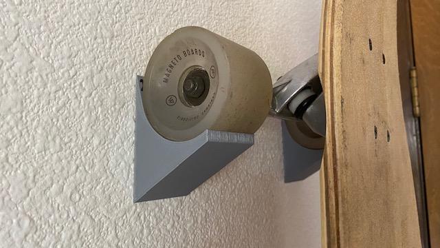 Longboard 70mm Wheel Wall Mount Storage