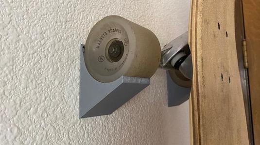 Longboard 70mm Wheel Wall Mount Storage