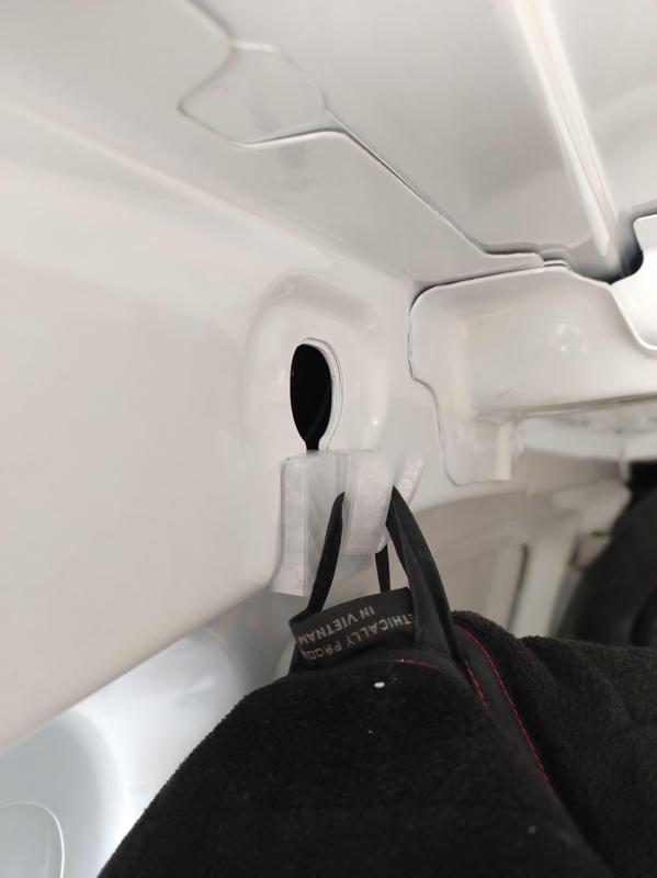 Citroen berlingo trunk hook