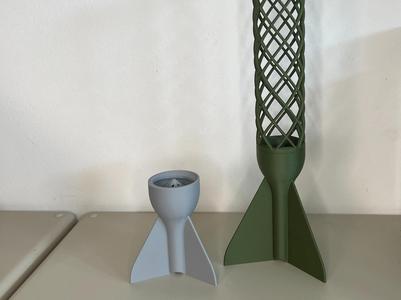 60mm Modular moss pole plant pot base 120 & 150mm