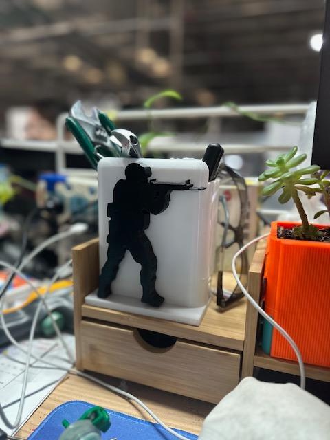 CSGO pen container笔筒