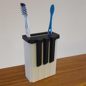 Piano Toothbrush Holder - #JunesTunes