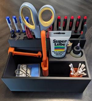 DESKTOP TOOL ORGANIZER