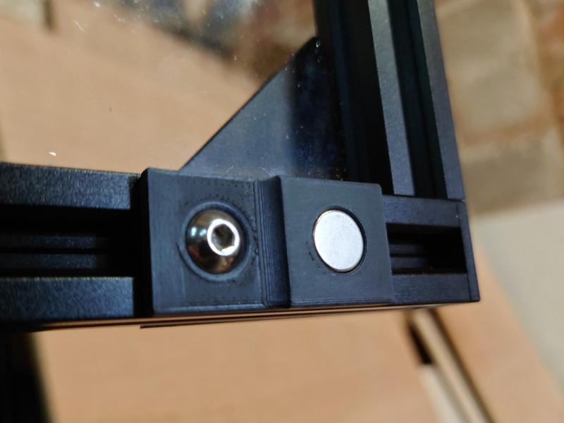 Magnetic Door Catch (2020 extrusion)