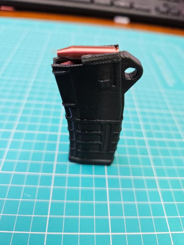 AR15 style mag keychain with 5 loadable bullets