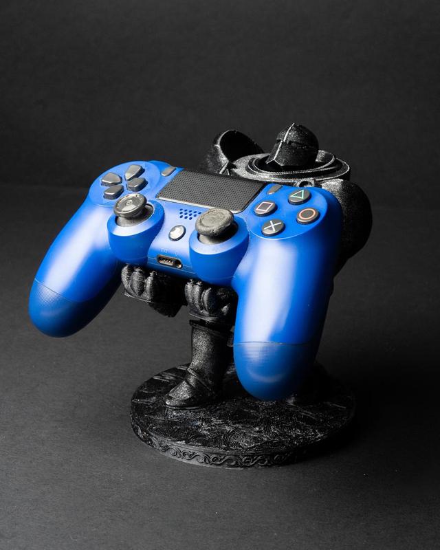 Knight Controller Holder
