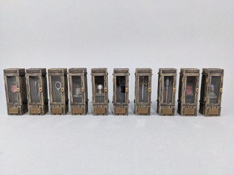 28mm Standing Display Case