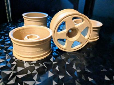RC CAR WHEEL 52×26