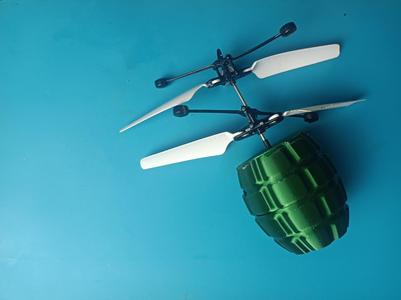 Flying grenade model DIY flying grenade