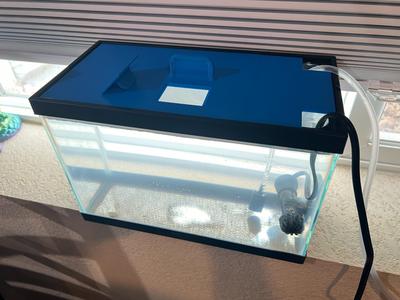 Aqueon 2.5 Gallon Aquarium Hood