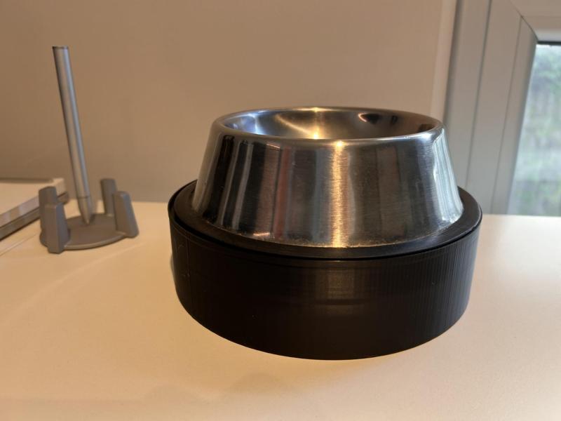 Simple Dog Bowl Riser