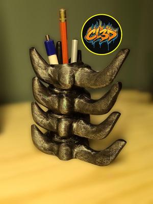 Xenomorph Vertebrae Pencil Holder