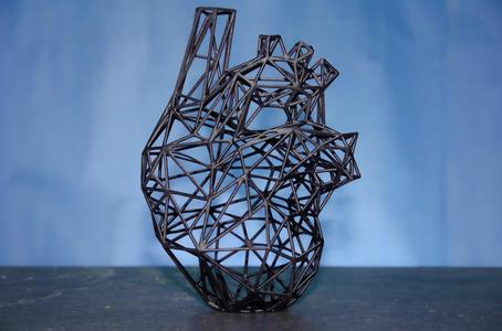 HUMAN HEART 3D MODEL - GEOMETRICAL DESIGN - RESIN PRINT