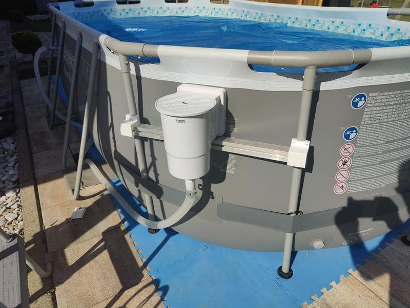 Clamp for Intex/Bestway Poolstand to support skimmer