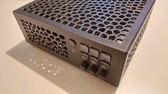 "Gecko" mITX SFF Case