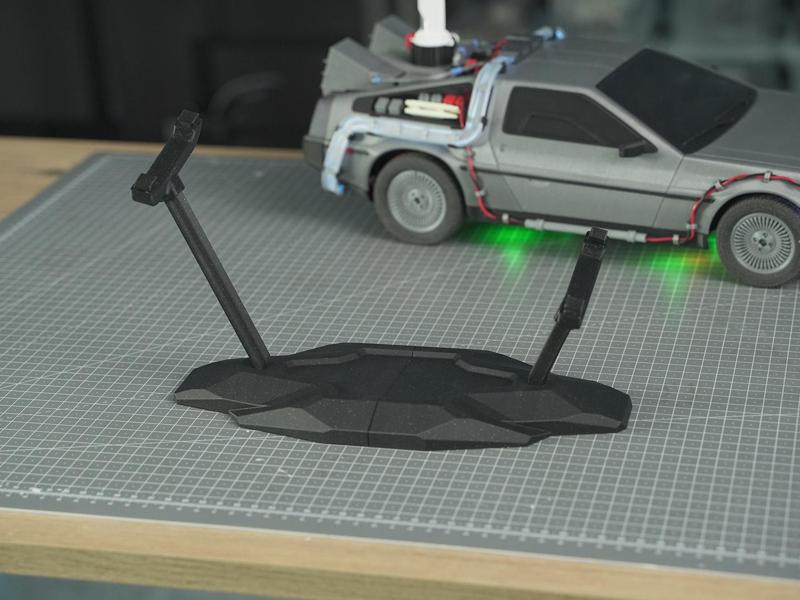 Stand para DeLorean