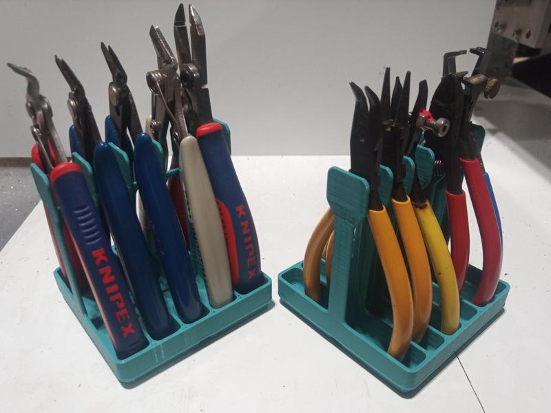 Gridfinity Nippers Pliers Strippers Rack 2x2