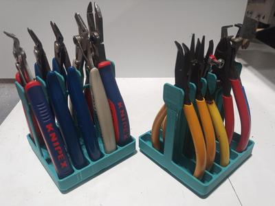 Gridfinity Nippers Pliers Strippers Rack 2x2