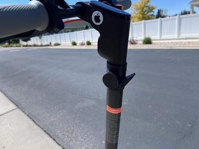 Segway Ninebot F-Series Hook with Air Tag