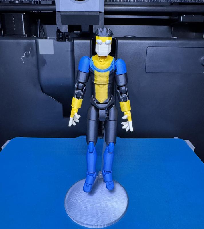 Invincible Yellow blue suit Dummy 13  (beta)
