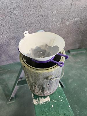 paintfilterholder2.stl