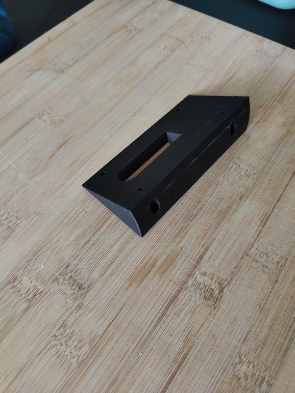 Ring Doorbell (first gen) wedge, reuse holes