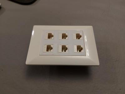 Patchpanel 6 bocas jacks ethernet  compatible Cambre (pachera)