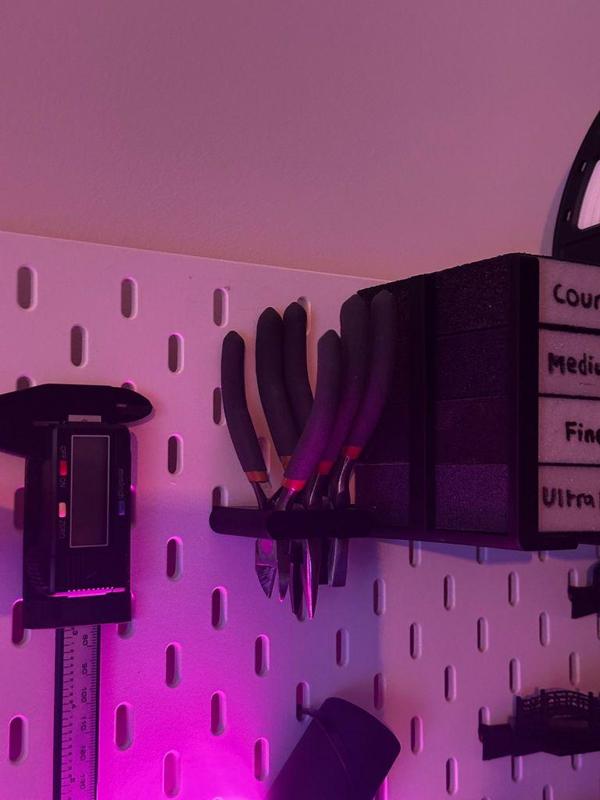 Skadis 3 Plier Holder