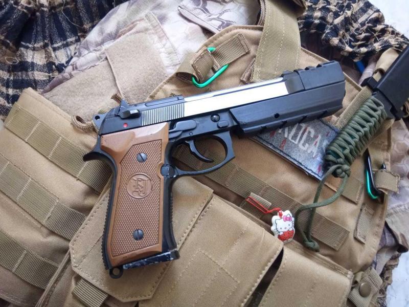 M9 Beretta compensator (Barry Burton RE)