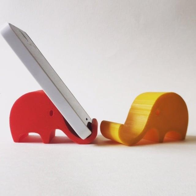 Elephant smart phone holder