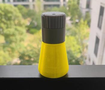 Another salt / sugar dispenser