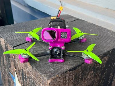 Siren F35 Runcam Thumb Pro W Mount