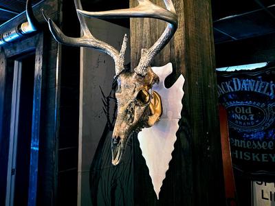 "Arrowhead" Retrofit Wall Mount Bracket - Deer 