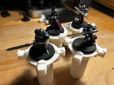 Miniature Holder