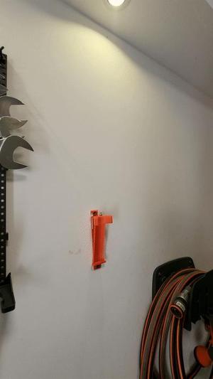 Wall holder for SKS bike pump