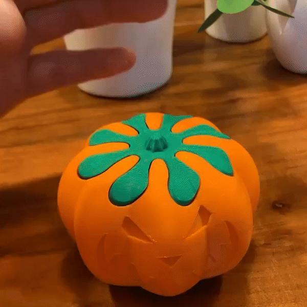 Spiral halloween pumpkin fidget toy deco