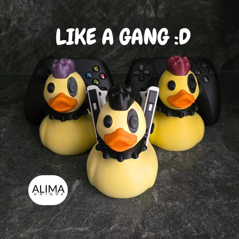 Punk Style Rubber Duck - Gaming collectible - PS5, XBOX, SWITCH