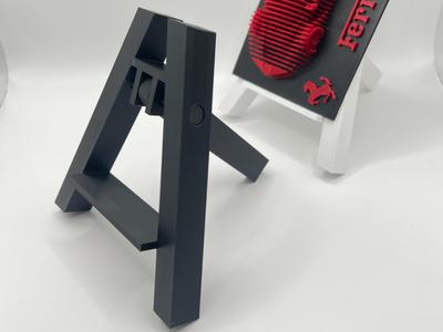 Pro support easel for photos and sculptures