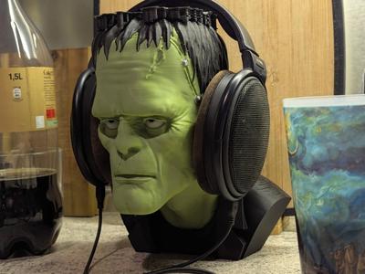 Frankenstein bust / headphone holder
