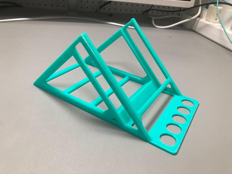 12CM Fan Mount 45-Degree Angle iPad Stand Cooling