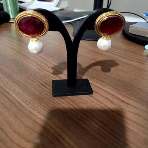 Earring Stand   