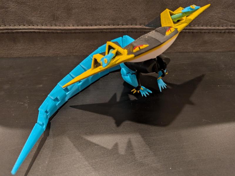Shiny Dragapult w/ magnetic Dreepy (Articulated)
