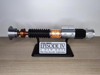 Obi-Wan Lightsaber with iluminated Crystal Chamber